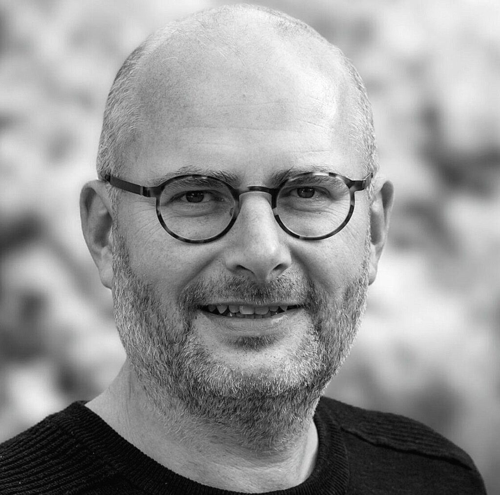 Tekstschrijver en interviewer Marco van den Berg schrijfatelier RAAK